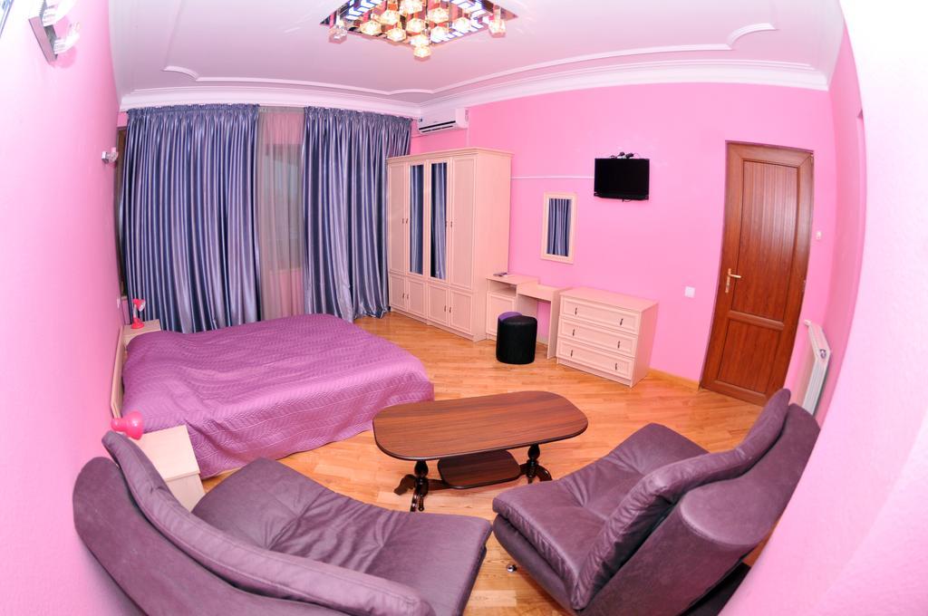 Hotel Relax Tbilisi Bagian luar foto